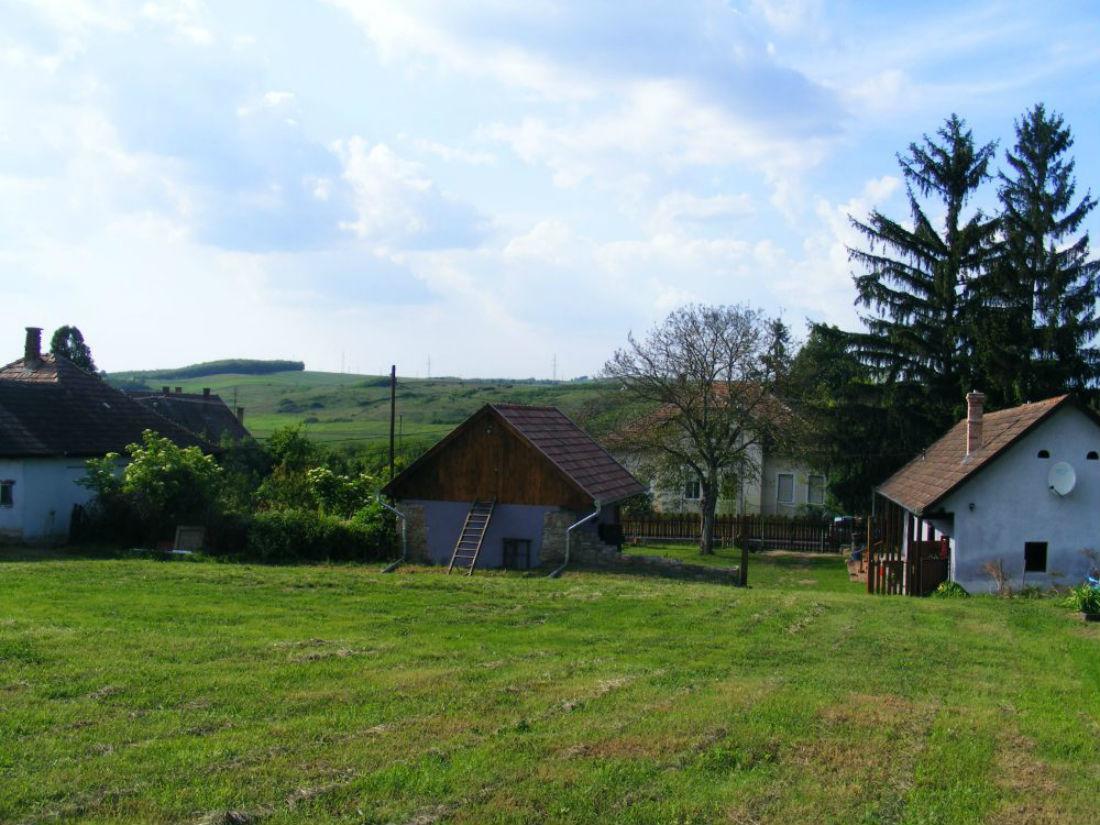 Bakancstanya Ketbodony Exterior foto