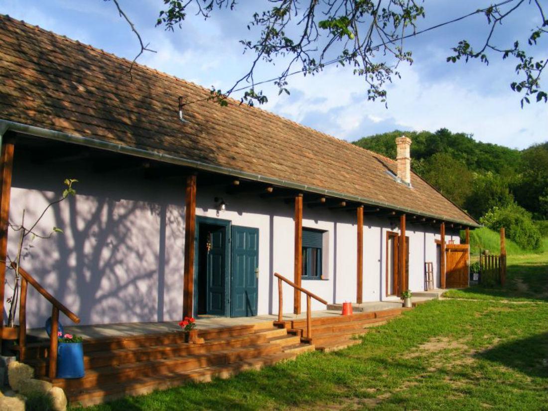 Bakancstanya Ketbodony Exterior foto